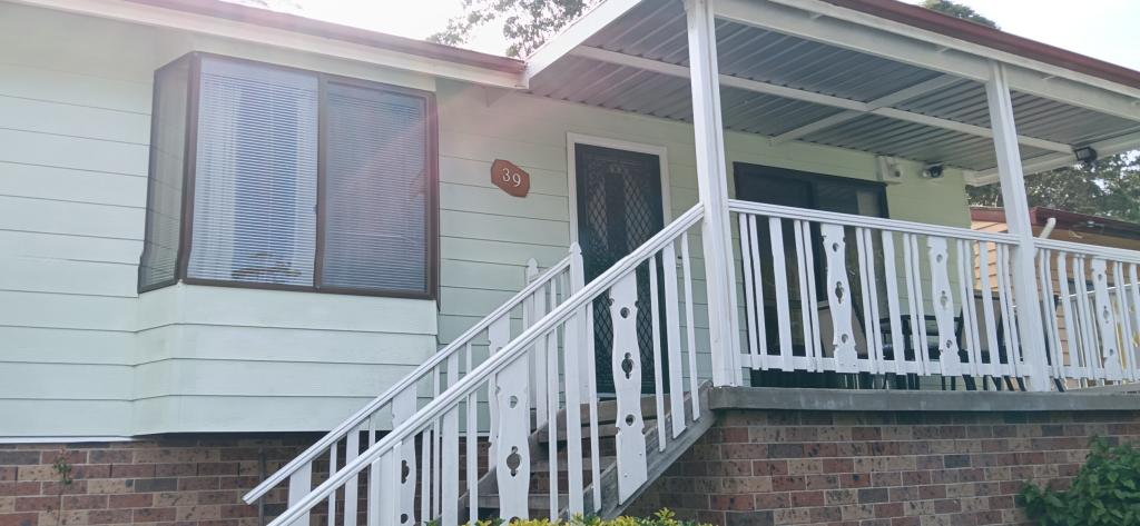 39 Cornfield Pde, Fishermans Paradise, NSW 2539