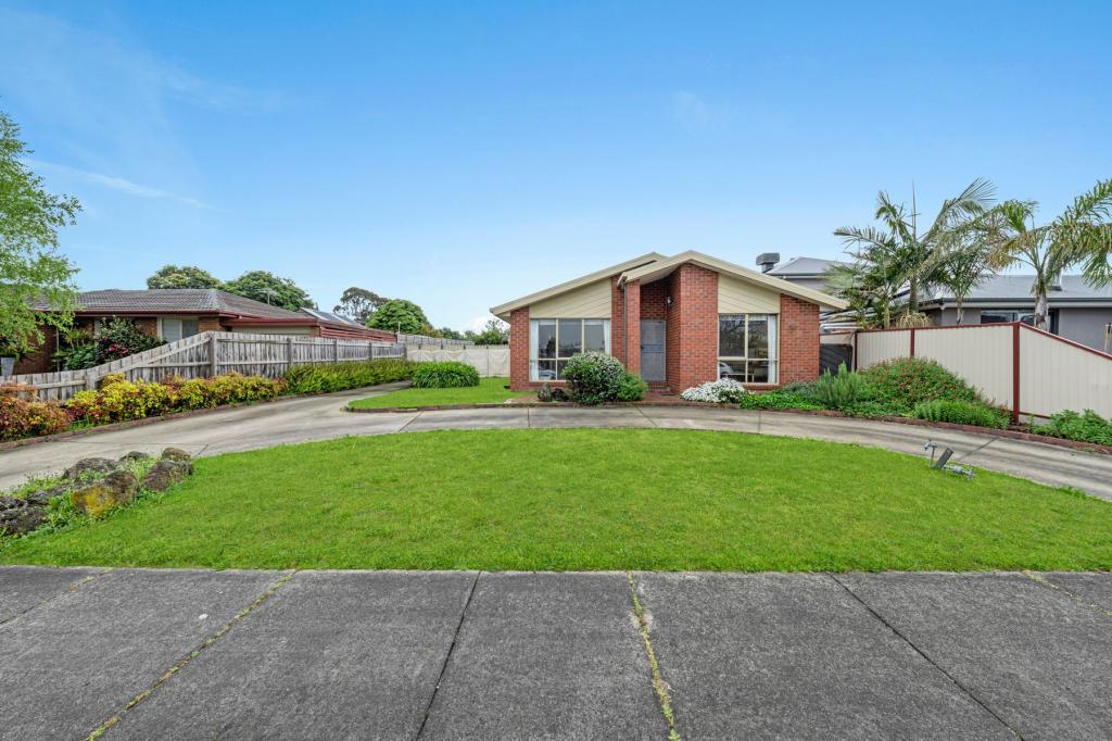 13 WARROCK CT, BERWICK, VIC 3806