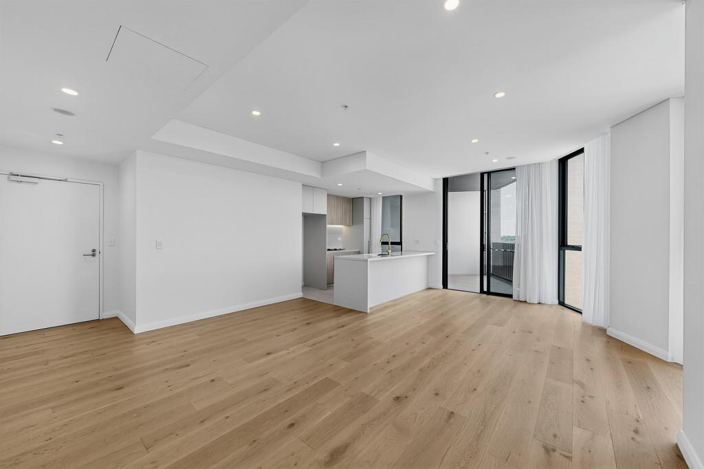 819/4 ANDALUSIAN WAY, CASTLE HILL, NSW 2154