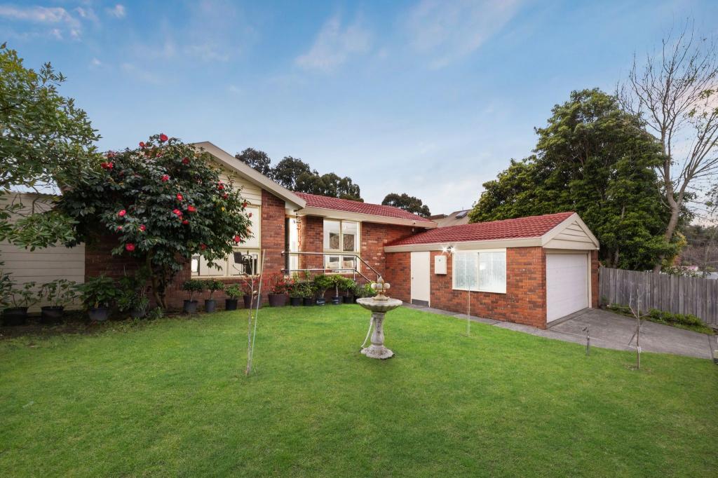 6 Barmah Dr, Wantirna, VIC 3152