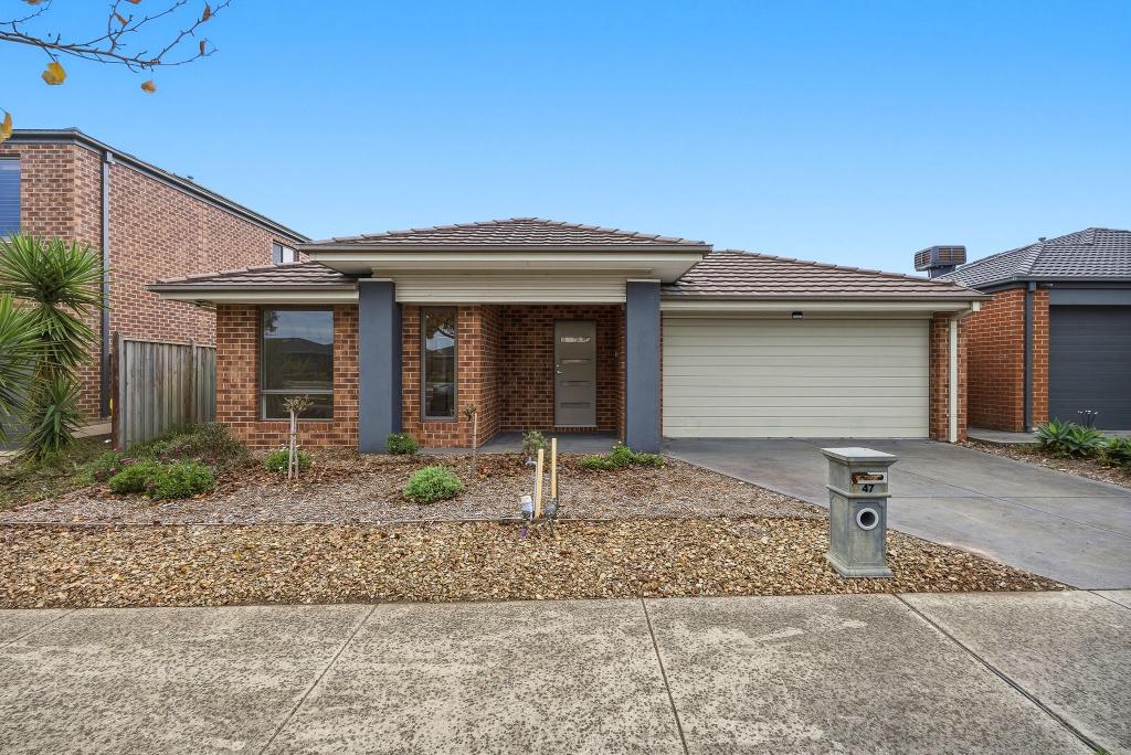 47 Elmsford Cres, Cranbourne West, VIC 3977