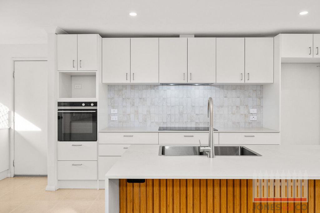 61b Fourth Ave, Eden Hill, WA 6054