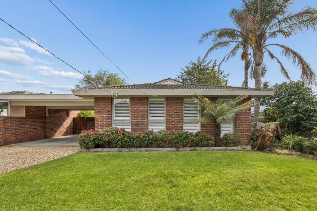 16 SWIFT ST, FRANKSTON, VIC 3199
