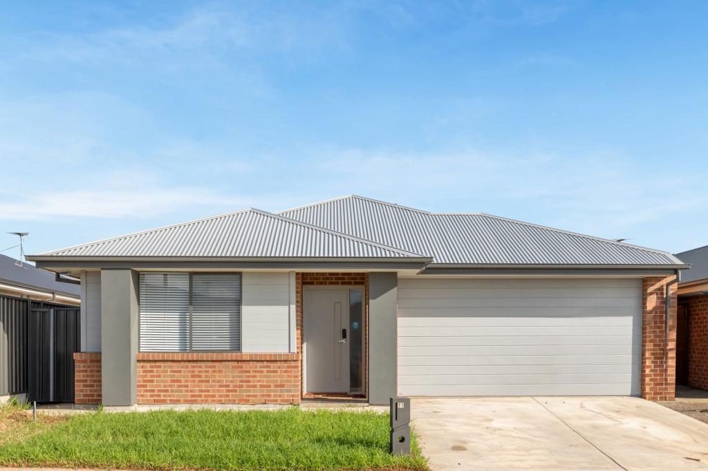 11 Islay Pl, Blakeview, SA 5114