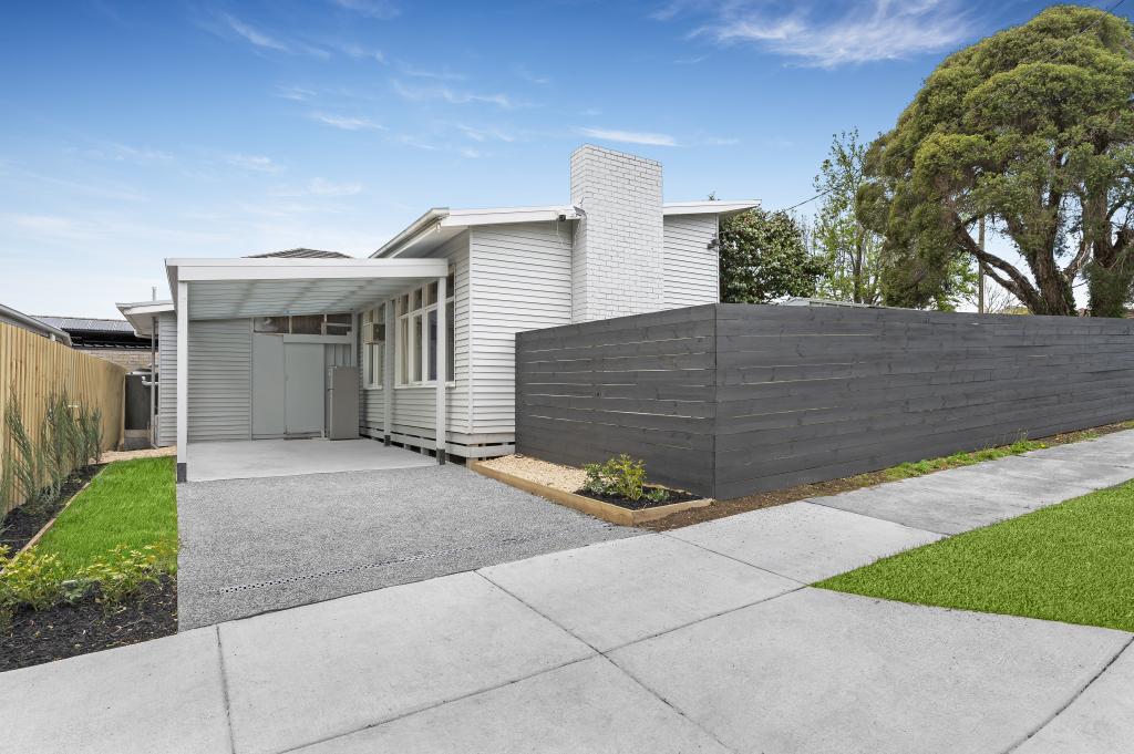 13 ESSEX ST, BLACKBURN NORTH, VIC 3130