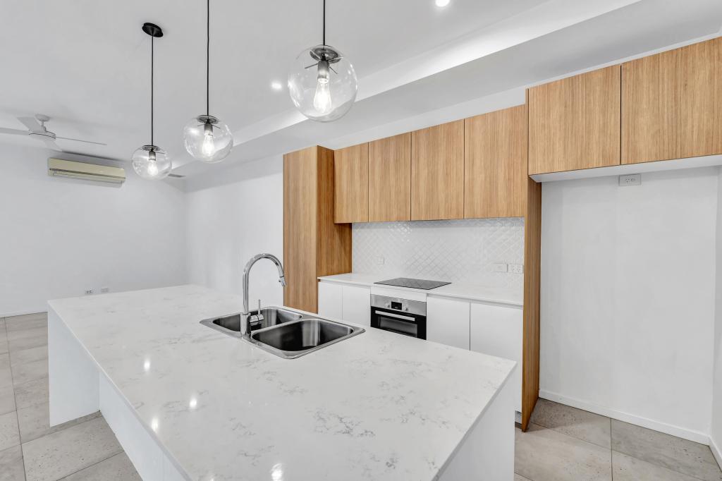 1a Delsie St, Cannon Hill, QLD 4170