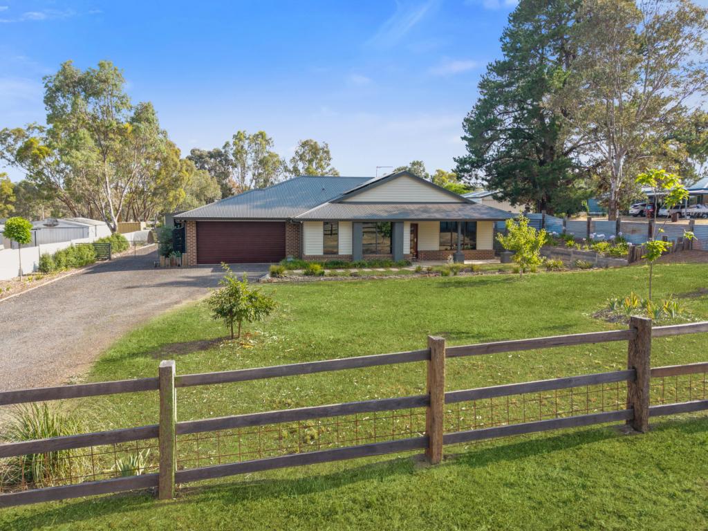 15 BROADWAY, LOCKWOOD SOUTH, VIC 3551