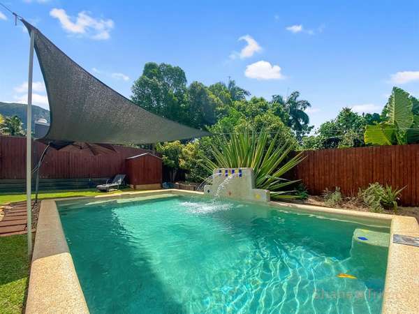 74 Jungara Rd, Redlynch, QLD 4870