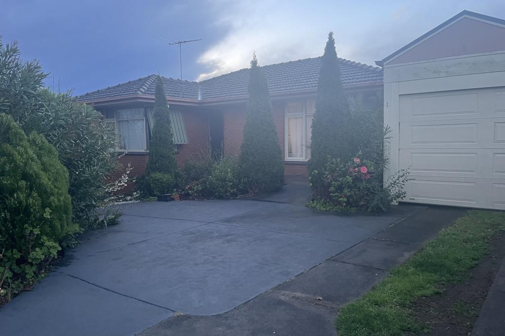 1 Birralee St, Mount Waverley, VIC 3149