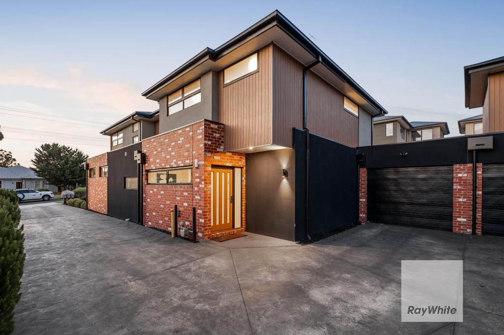 2/20 Pascoe St, Westmeadows, VIC 3049