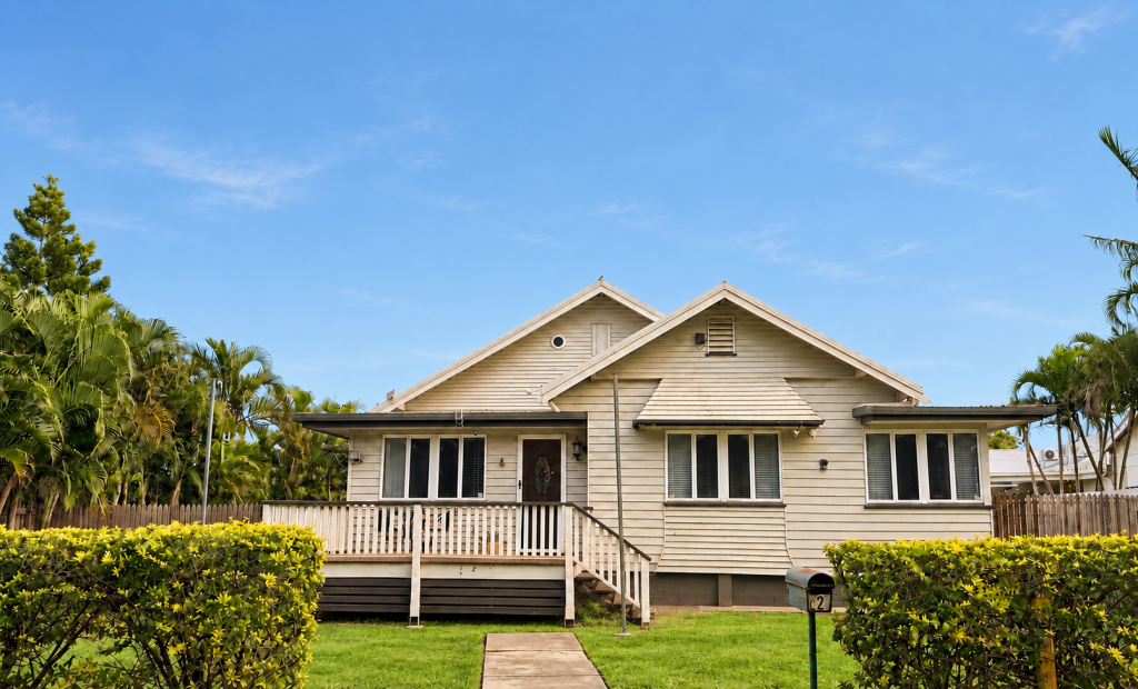 2 Charles St, Pialba, QLD 4655