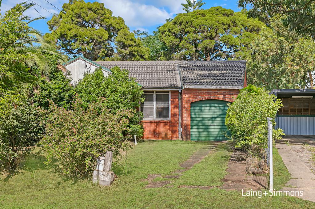 11 AWATEA PL, LETHBRIDGE PARK, NSW 2770