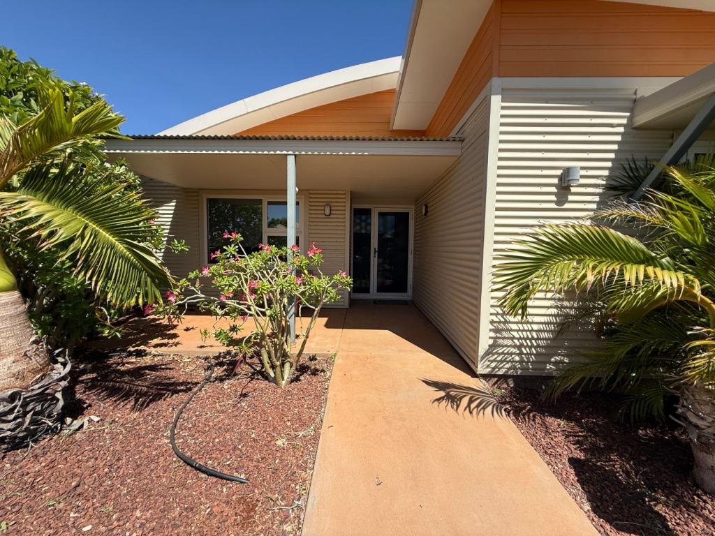 3 Bettong Bend, Baynton, WA 6714