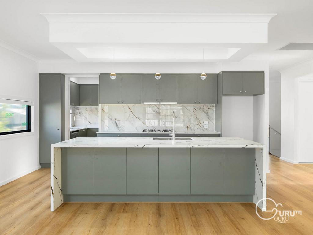 1 Brooklyn Cct, Spring Mountain, QLD 4300