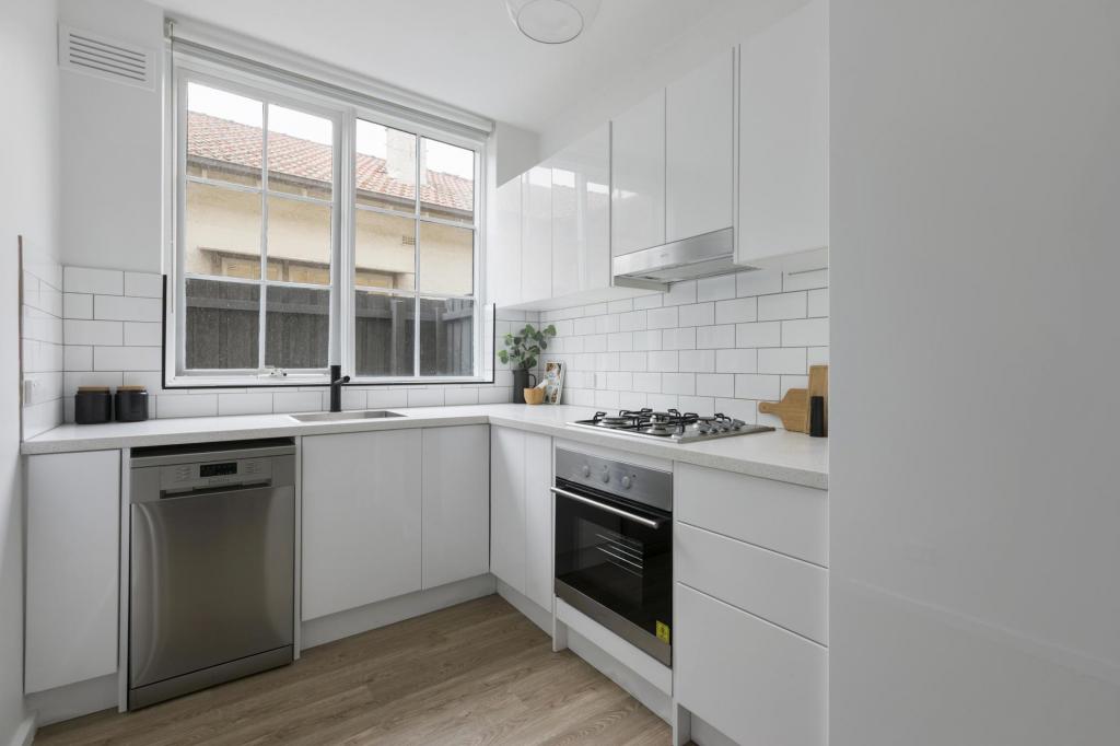 3/7 Austin Ave, Elwood, VIC 3184