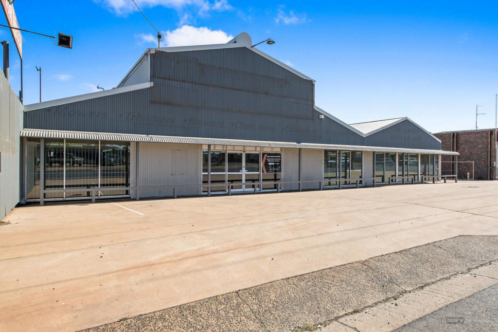 203 Anzac Ave, Harristown, QLD 4350