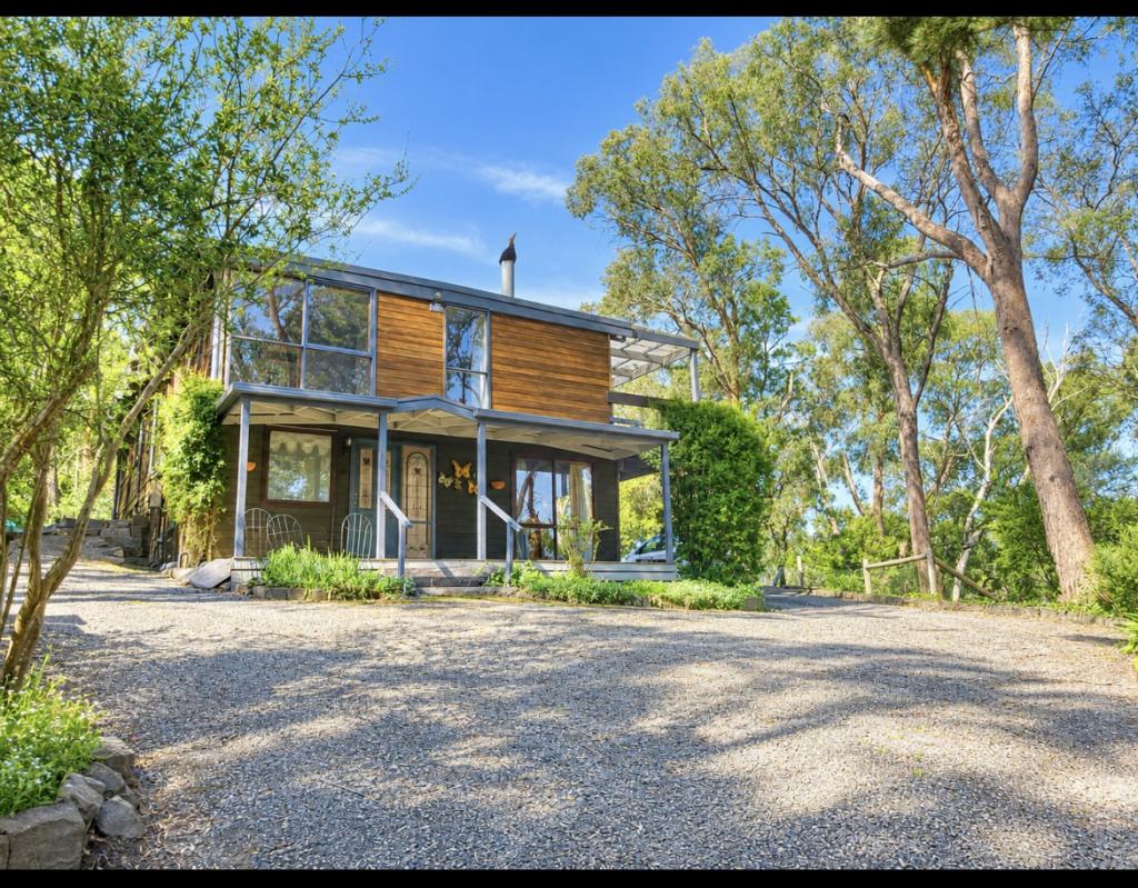 19-21 Campaspe Dr, Woodend, VIC 3442