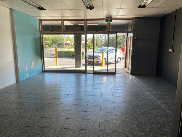 Shop 2/615 Toowoomba Connection Rd, Withcott, QLD 4352