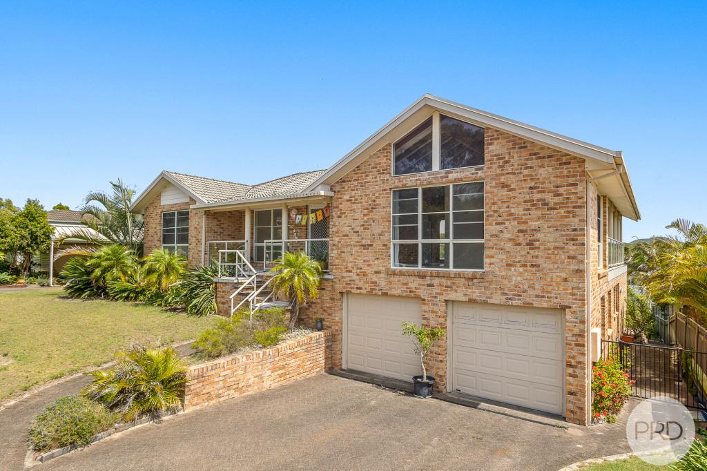 4 Amaroo Cres, Fingal Bay, NSW 2315