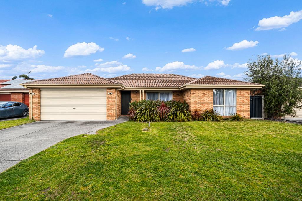 8 Acre Ct, Pakenham, VIC 3810