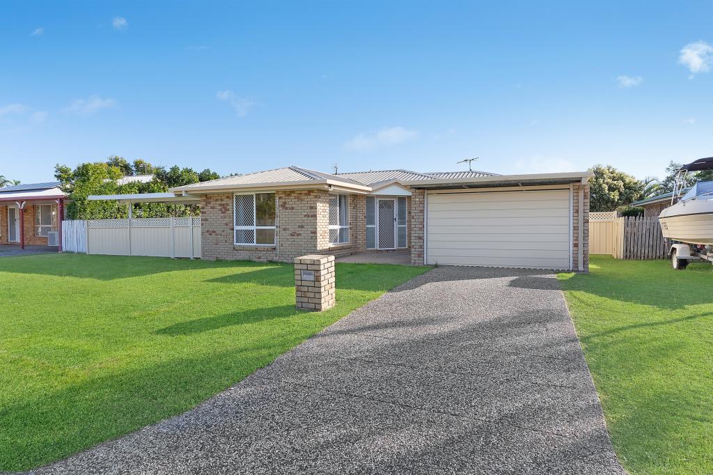 15 Smithwick St, Norman Gardens, QLD 4701