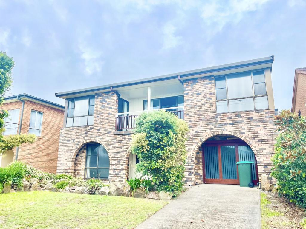 39 Pacific Pde, Old Bar, NSW 2430