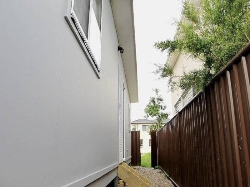 135A WONGA RD, LURNEA, NSW 2170