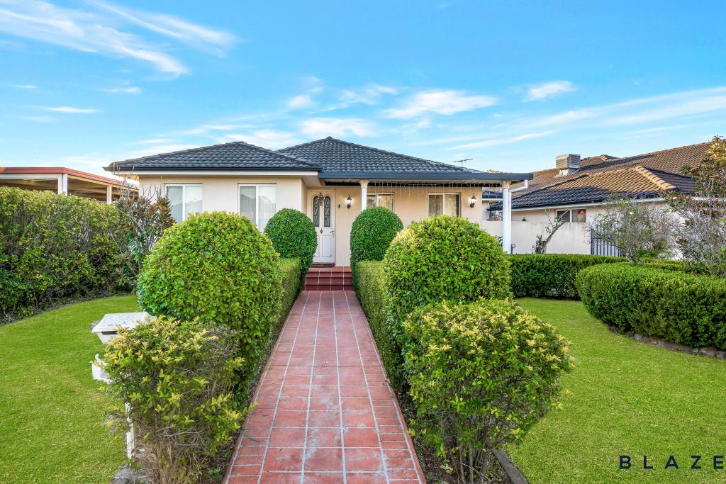 27 Swinborne Cres, Wetherill Park, NSW 2164