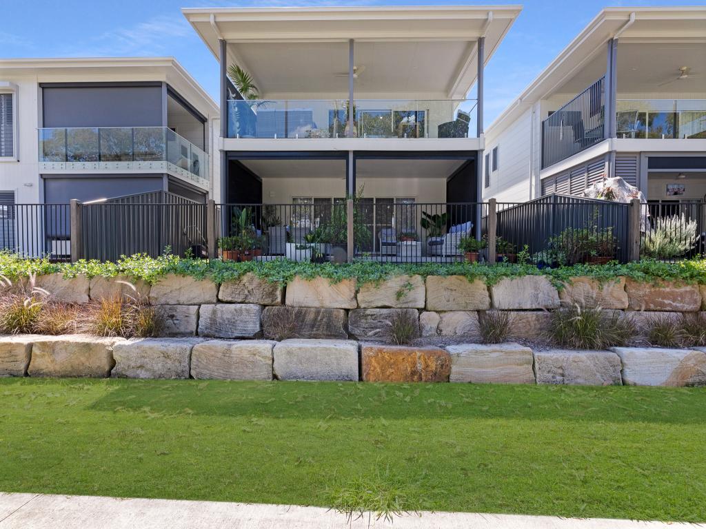 47/835 Boat Harbour Dr, Urangan, QLD 4655