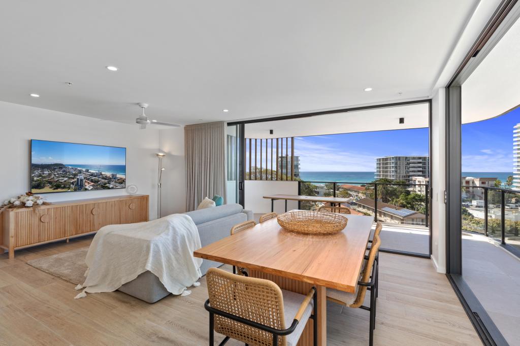 704/2 MAWARRA ST, PALM BEACH, QLD 4221