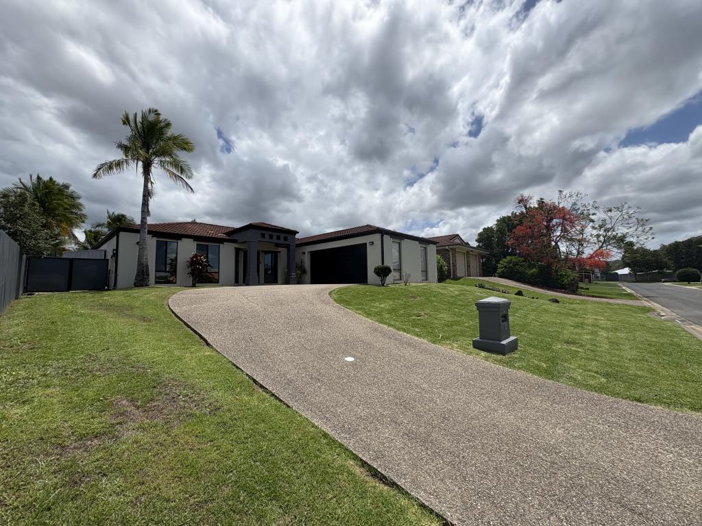 12 SILVERASH ST, OXENFORD, QLD 4210