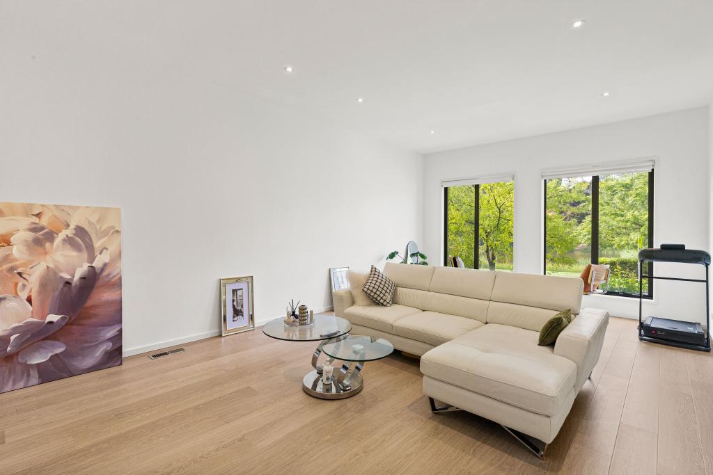 15 Cinnabar Ave, Mount Waverley, VIC 3149