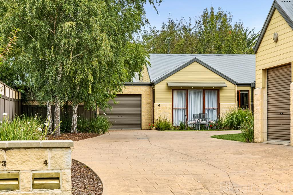 4/48 ALBERT ST, DAYLESFORD, VIC 3460