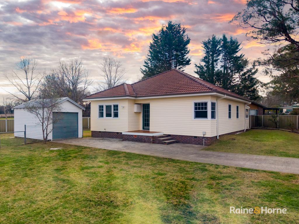 12 Samuelson Cres, Armidale, NSW 2350
