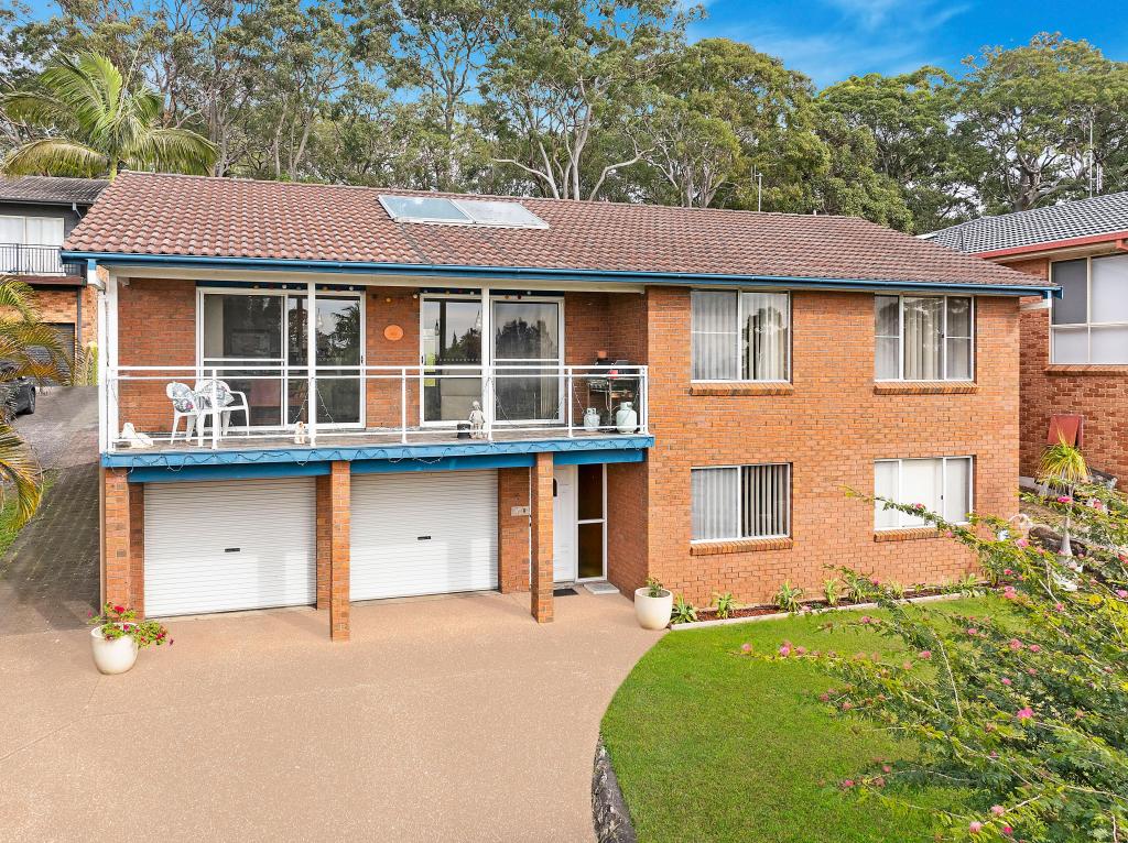5 Redgum Cl, Bateau Bay, NSW 2261