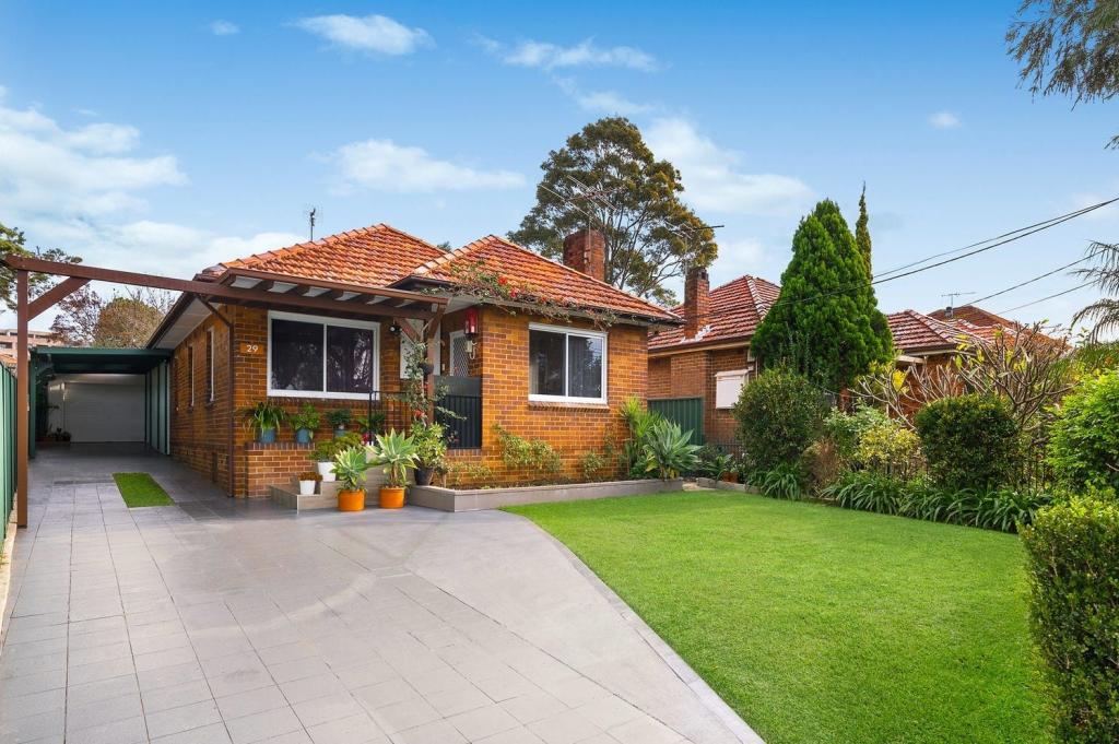 29 Saxon St, Belfield, NSW 2191