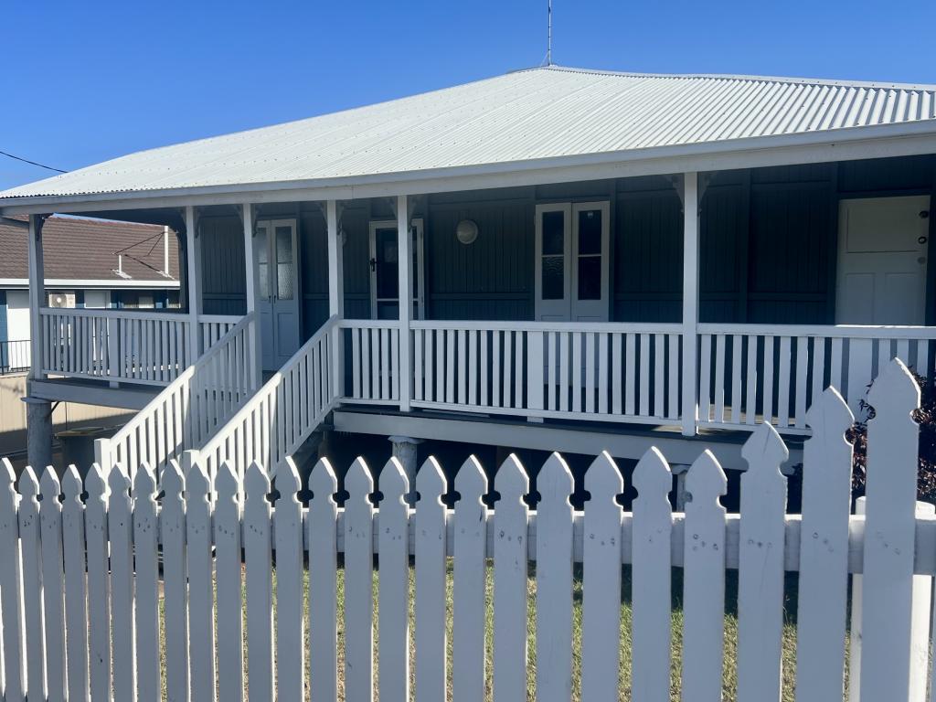 40 Roseberry St, Gladstone Central, QLD 4680