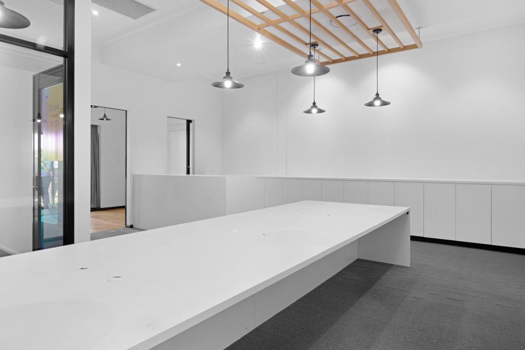 Suite 13/486 Ruthven St, Toowoomba City, QLD 4350