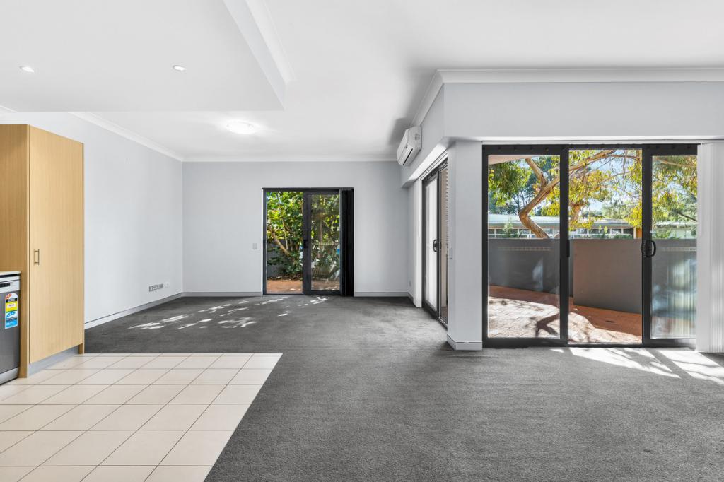 9/2 WALSH LOOP, JOONDALUP, WA 6027
