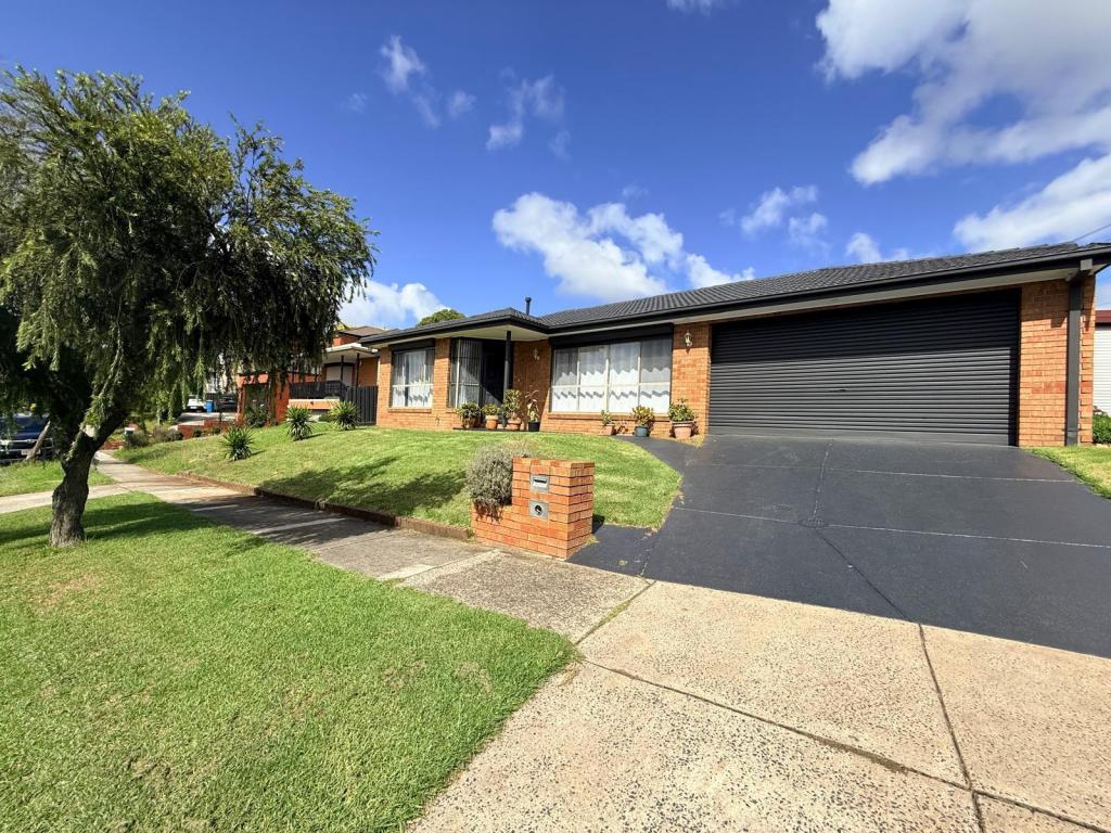 4 Blackwood Dr, Hampton Park, VIC 3976