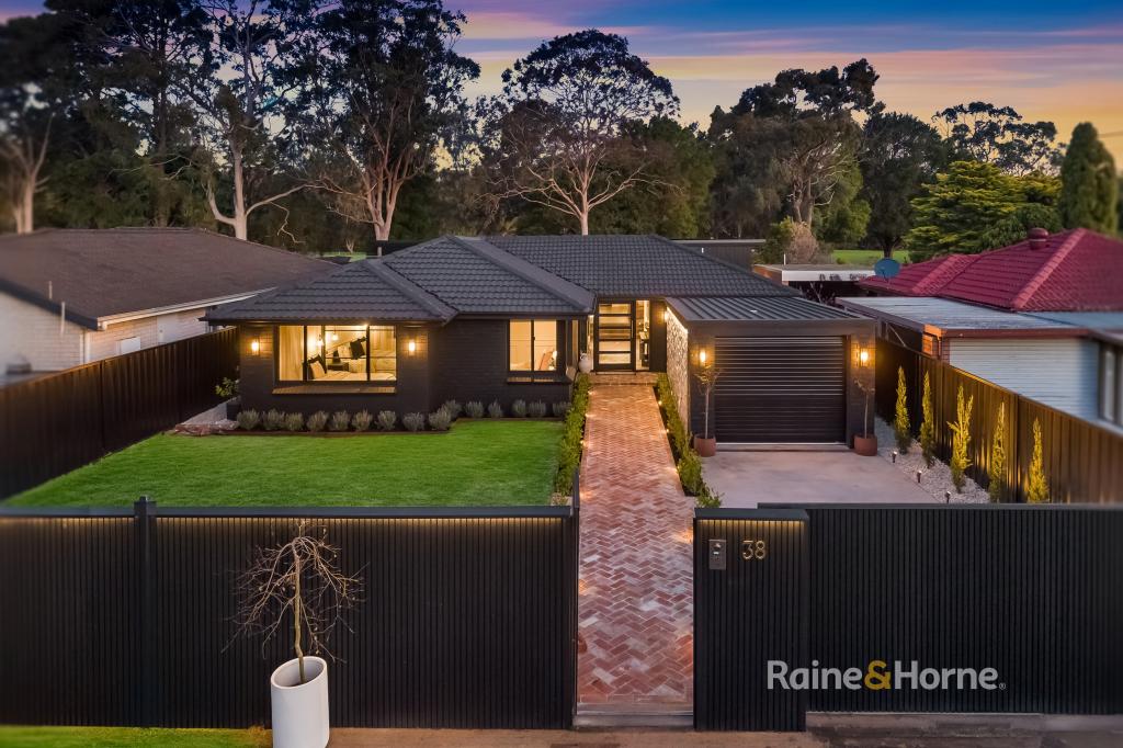 38 Everglades Cres, Woy Woy, NSW 2256