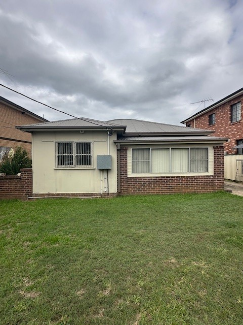 110 Fairview Rd, Cabramatta, NSW 2166