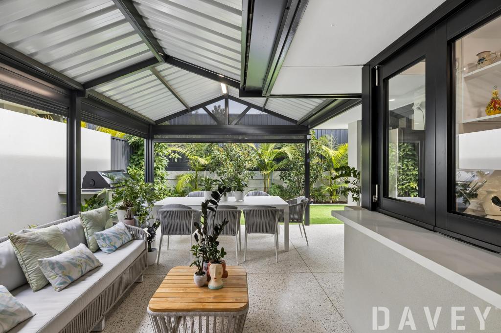 4 Elmton Ct, Duncraig, WA 6023