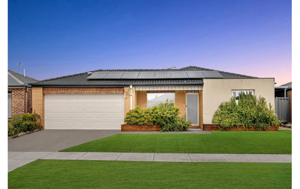 10 Yarraman Rd, Manor Lakes, VIC 3024