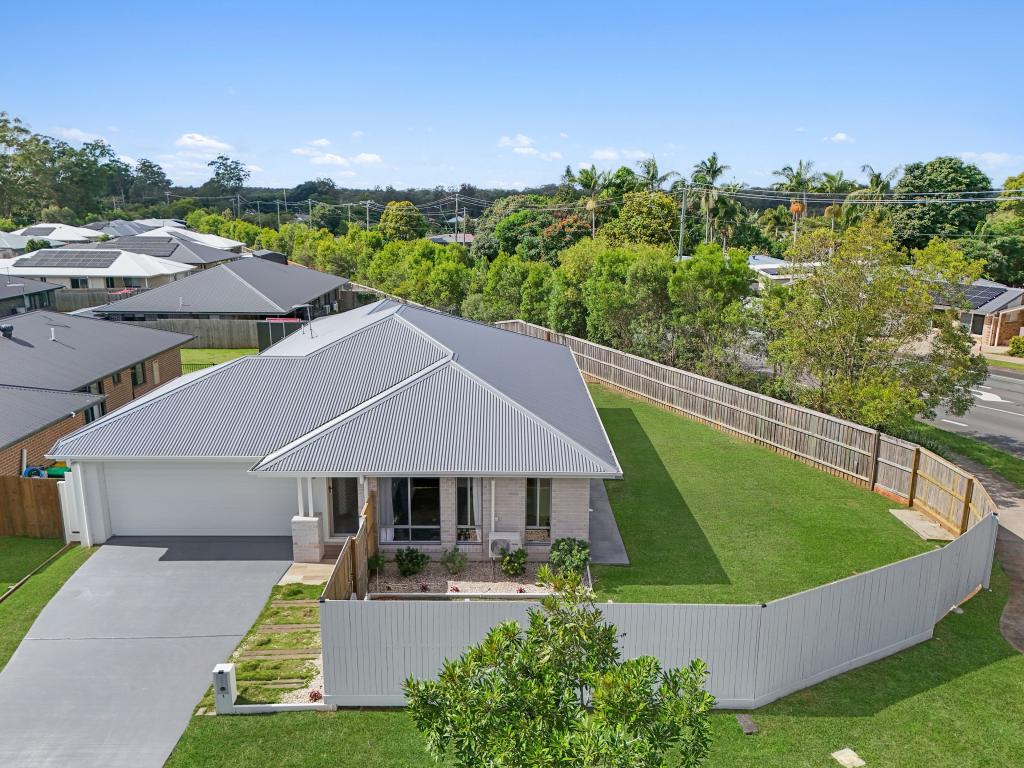 2 Ngungun Cres, Glass House Mountains, QLD 4518