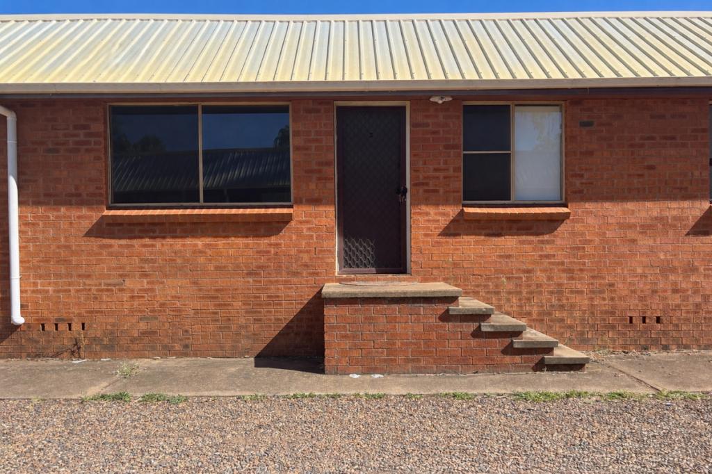 3/12 CLARKE ST, NARRABRI, NSW 2390