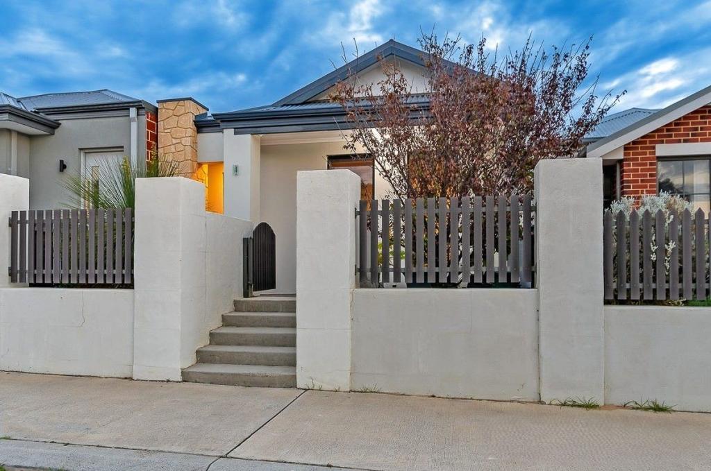 4 Benson Loop, Alkimos, WA 6038