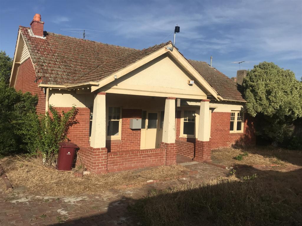 1667-1669 Malvern Rd, Glen Iris, VIC 3146