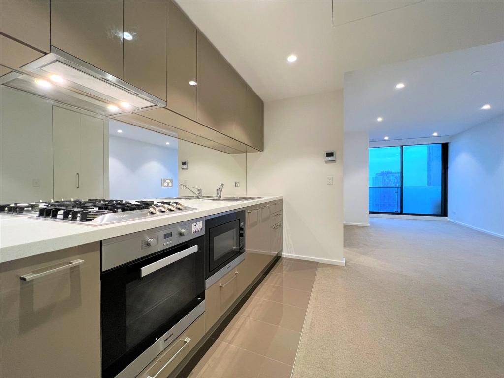 4204/1 BALSTON ST, SOUTHBANK, VIC 3006