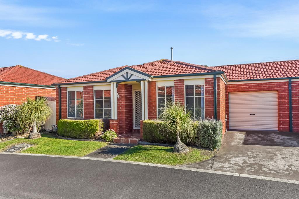 2/17 Cypress Gr, Dandenong North, VIC 3175